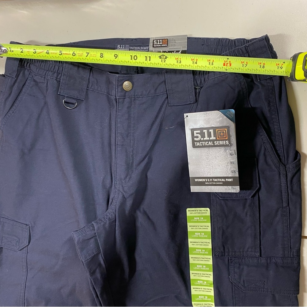 NWT 5.11 Tactical Series Women's 18 Long Navy Canvas Cargo Pants Reinforced Knee - Picture 10 of 13